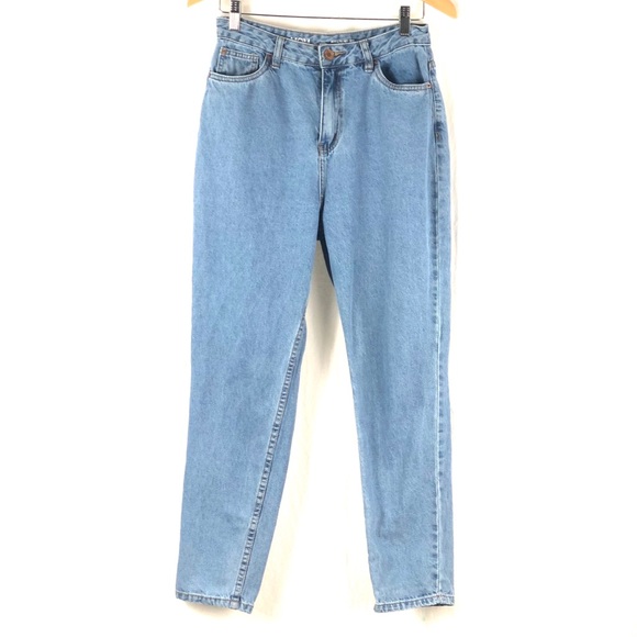 Ultra high rise ‘Mom’ jeans 👖 - Picture 1 of 6